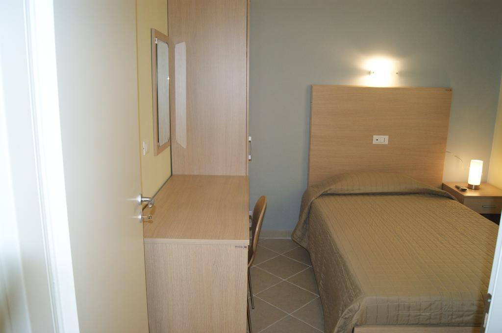 Guest House Golfo Xifonio Augusta Dış mekan fotoğraf