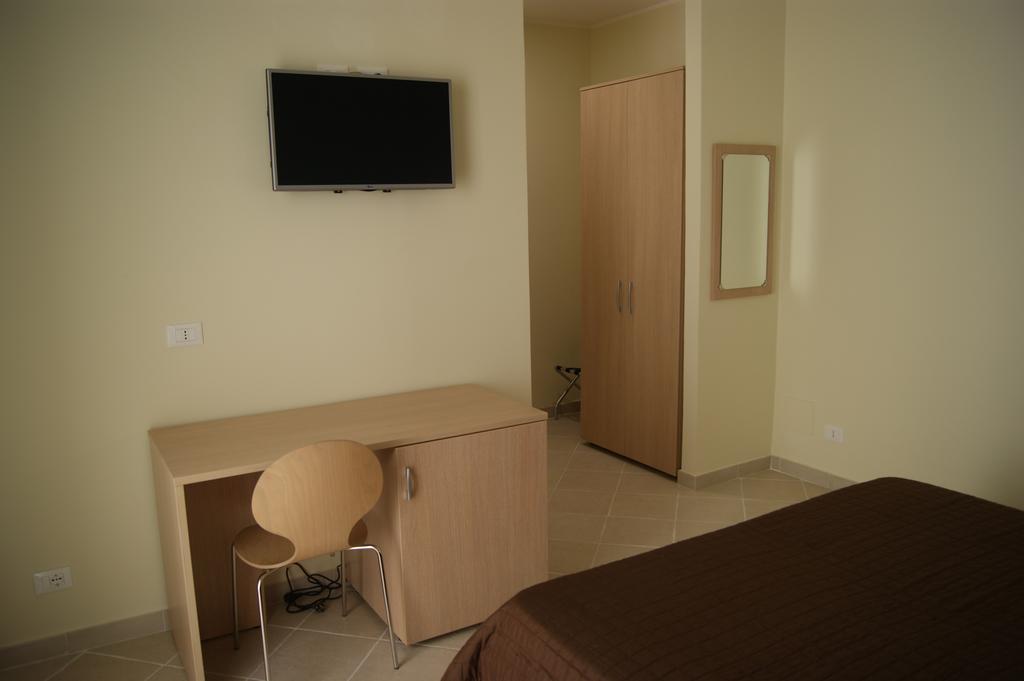 Guest House Golfo Xifonio Augusta Dış mekan fotoğraf