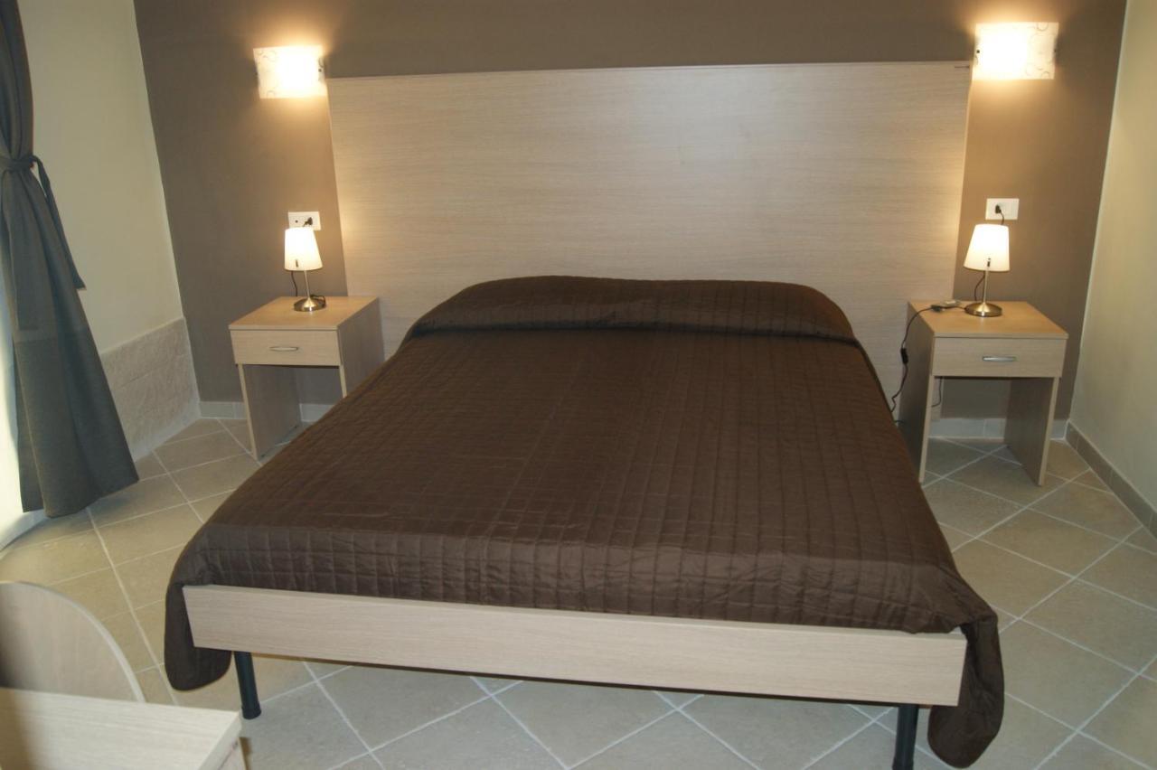 Guest House Golfo Xifonio Augusta Dış mekan fotoğraf
